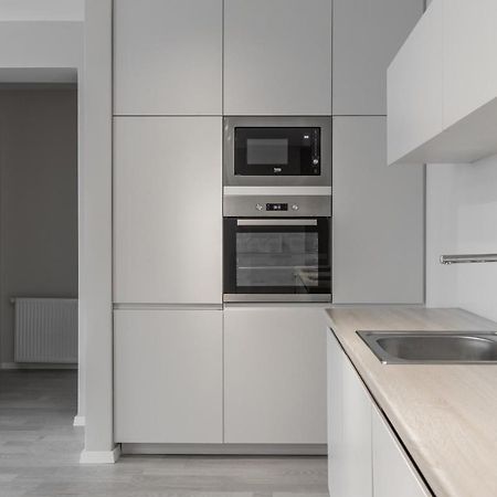 BLERI Apartment, 2 Bedroom, Free parking Pristina Buitenkant foto