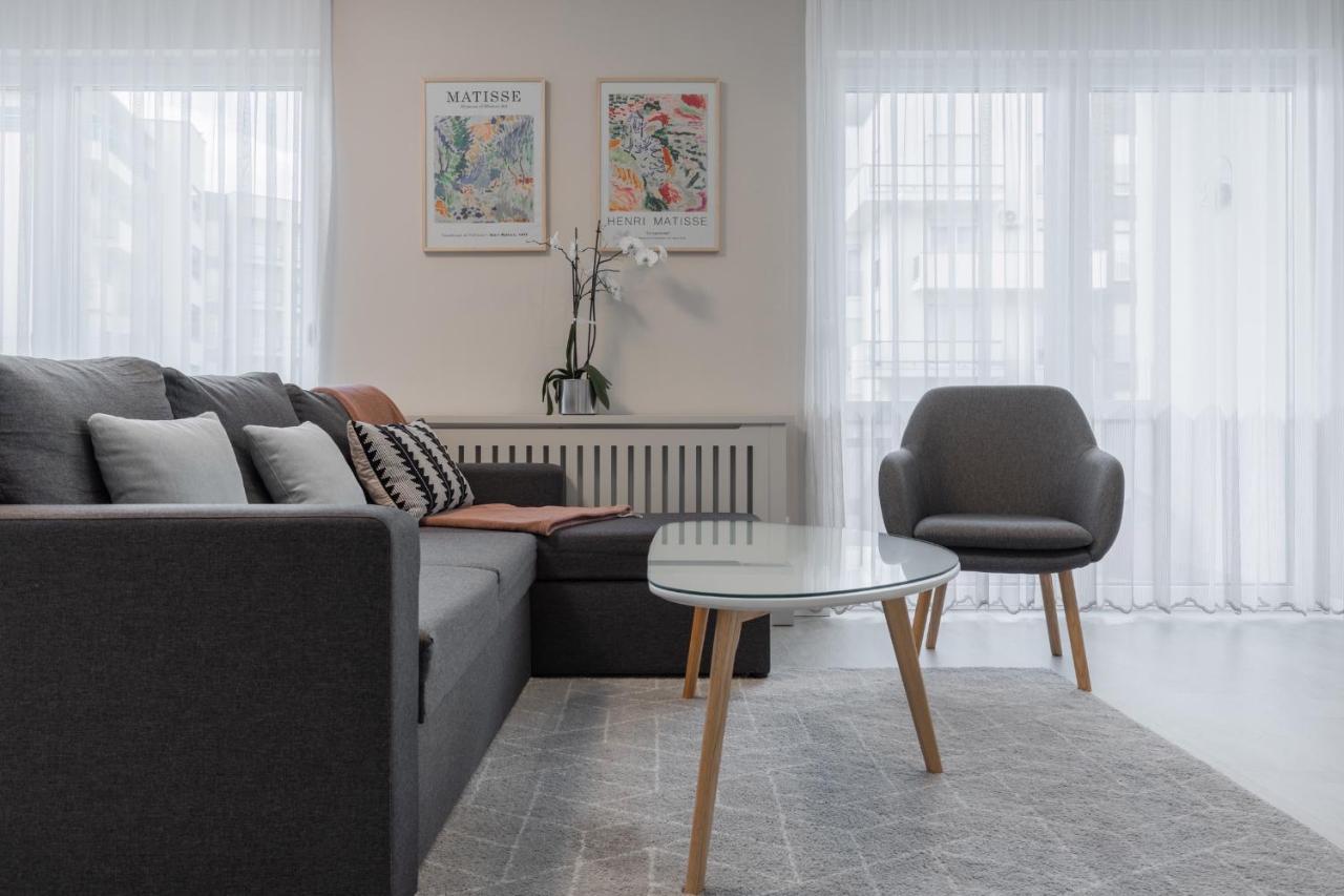 BLERI Apartment, 2 Bedroom, Free parking Pristina Buitenkant foto